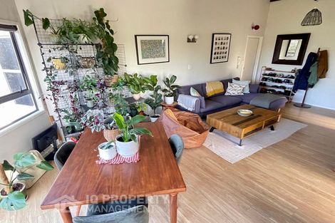 Photo of property in 2/2 New Street, Hamilton East, Hamilton, 3216