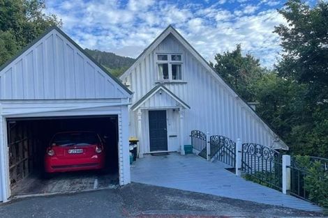 Photo of property in 4a Easdale Street, Kelburn, Wellington, 6012