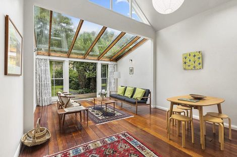 Photo of property in 127 Aro Street, Aro Valley, Wellington, 6021