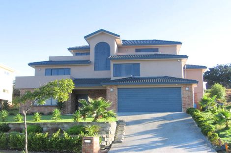 Photo of property in 31 Fairchild Avenue, Goodwood Heights, Auckland, 2105