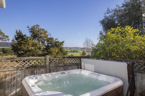 Photo of property in 550 Kaipara Flats Road, Dome Forest, Warkworth, 0981