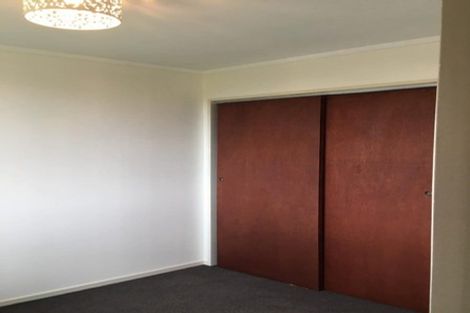 Photo of property in 3 Kerr Grove, Johnsonville, Wellington, 6037