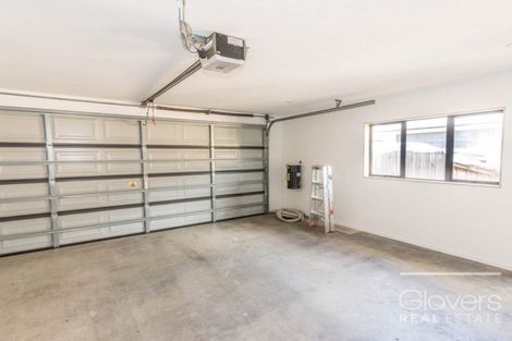 Photo of property in 17 Edgewood Way, Henderson, Auckland, 0612