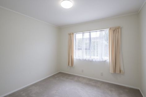 Photo of property in 4 Graham Grove, Waikanae, 5036