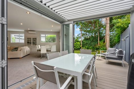 Photo of property in 53a Kowhai Road, Mairangi Bay, Auckland, 0630
