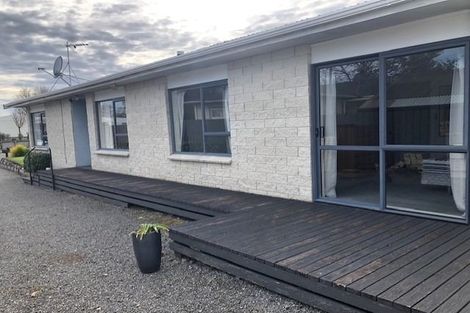 Photo of property in 123 Broadway, Carterton, 5713