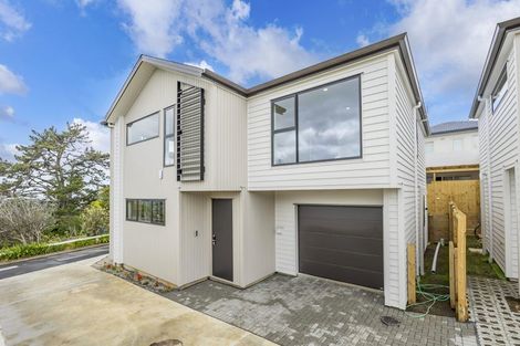 Photo of property in 744 East Coast Road, Pinehill, Auckland, 0630