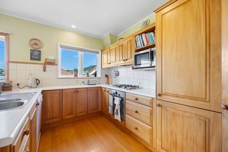 Photo of property in 61 Ranui Terrace, Tawa, Wellington, 5028