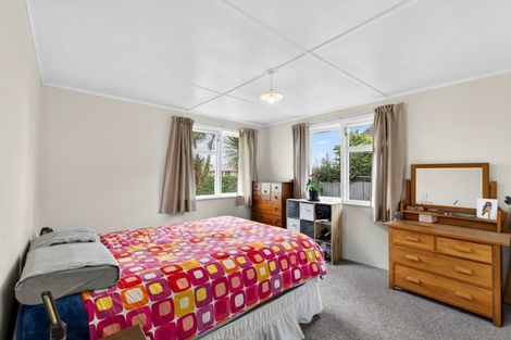 Photo of property in 5 Neal Crescent, Onekawa, Napier, 4110