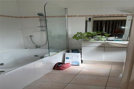 Photo of property in 51 Killarney Avenue, Torbay, Auckland, 0630