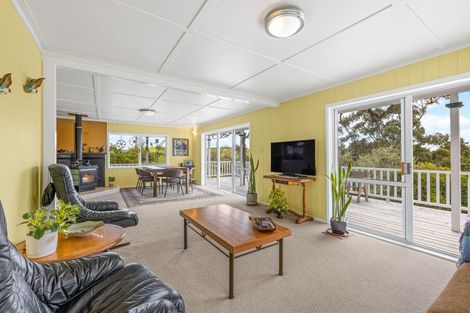 Photo of property in 25 Wayby Station Road, Wellsford, 0972
