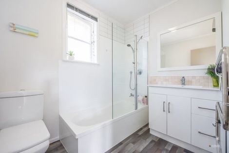 Photo of property in 16 John Street, Stokes Valley, Lower Hutt, 5019