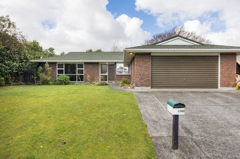 Photo of property in 6 Truscott Grove, Awapuni, Palmerston North, 4412