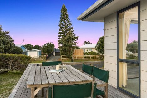 Photo of property in 11 Kitty Frazer Lane, Omaha, 0986