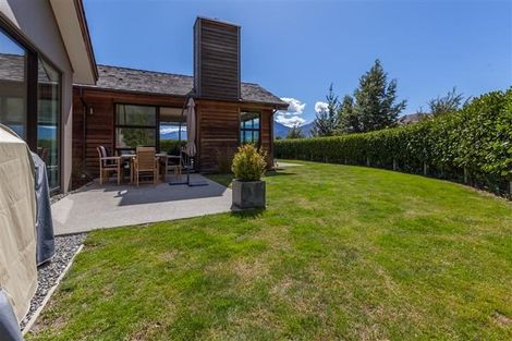 Photo of property in 10 Jackby Court, Jacks Point, Queenstown, 9371