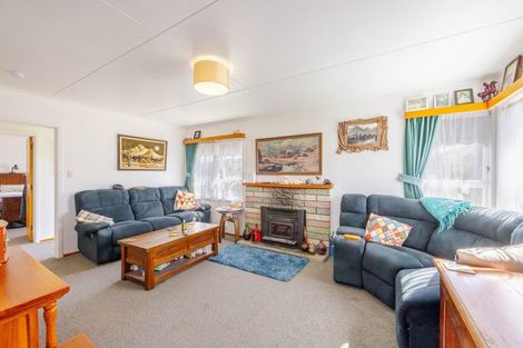 Photo of property in 10 Jones Street, Porangahau, 4291