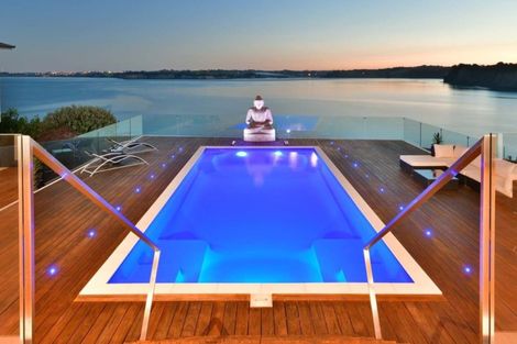 Photo of property in 803 Whangaparaoa Road, Manly, Whangaparaoa, 0930