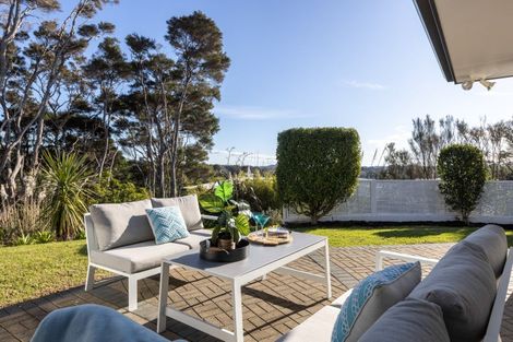 Photo of property in 72 Blue Heron Rise, Stanmore Bay, Whangaparaoa, 0932