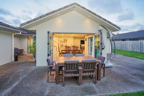 Photo of property in 15 Amokura Crescent, Flagstaff, Hamilton, 3210