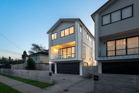 Photo of property in 34d Nikau Street, New Lynn, Auckland, 0600