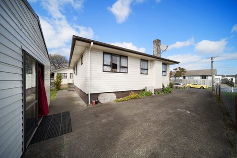 Photo of property in 17 Antrim Crescent, Otara, Auckland, 2023