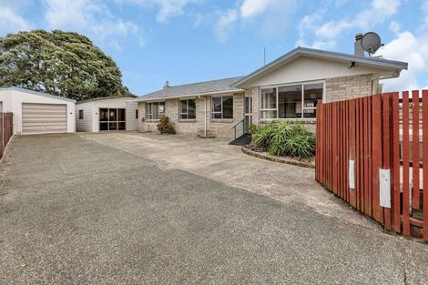 Photo of property in 14 Rakatau Place, Ruakaka, 0116