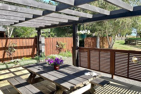 Photo of property in 224 Pukenamu Road, Te Horo, Otaki, 5581