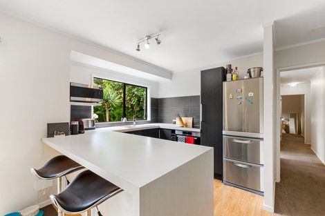 Photo of property in 1/71 Oaktree Avenue, Browns Bay, Auckland, 0630