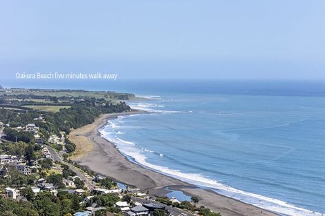 Photo of property in 1138 South Road, Oakura, 4314