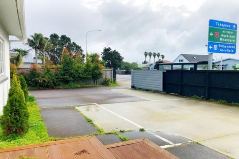 Photo of property in 397 Lake Road, Takapuna, Auckland, 0622