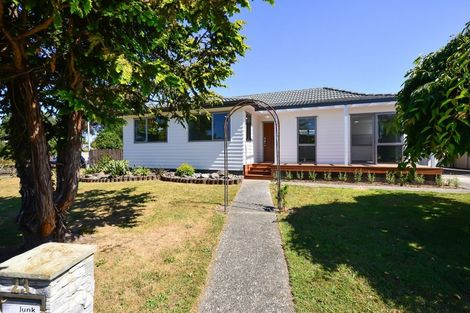 Photo of property in 23 Jasmine Avenue, Dinsdale, Hamilton, 3204