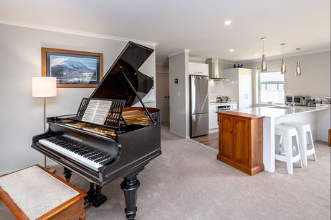 Photo of property in 25 Tarata Grove, Lansdowne, Masterton, 5810