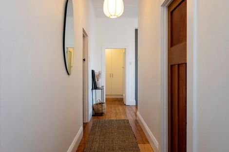 Photo of property in 9 Kinross White Street, Napier South, Napier, 4110