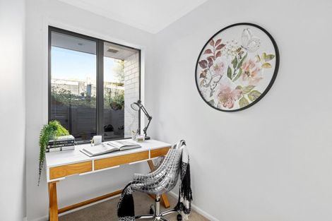 Photo of property in 72 Blue Heron Rise, Stanmore Bay, Whangaparaoa, 0932