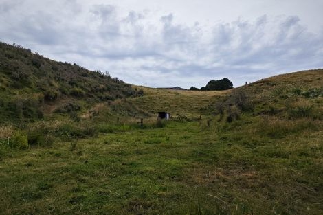 Photo of property in 223 Mataro Road, Onaero, Urenui, 4375