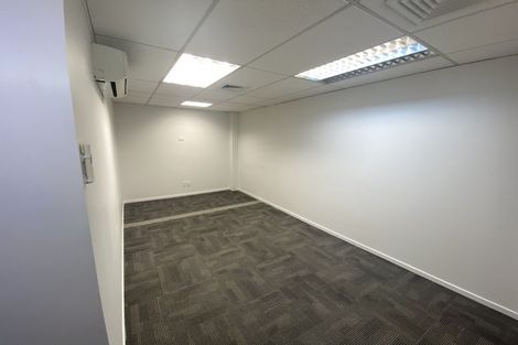 Photo of property in A/38 Whitaker Place, Grafton, Auckland, 1010