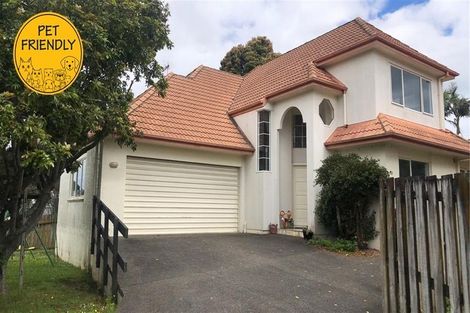 Photo of property in 2/20 Belgate Place, Somerville, Auckland, 2014