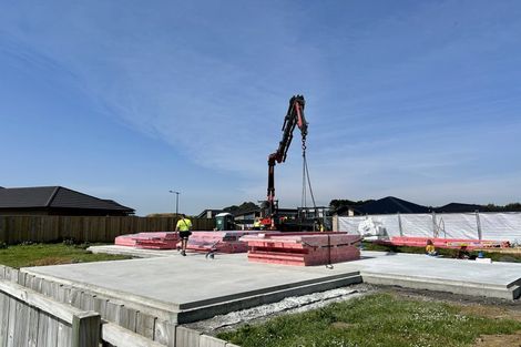 Photo of property in 1 Orawahi Road, Glenbrook, 2681