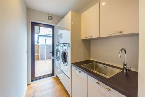 Photo of property in 28 Hawthorne Street, Strowan, Christchurch, 8052