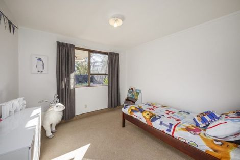 Photo of property in 28 Pencarrow Street, Highbury, Palmerston North, 4412