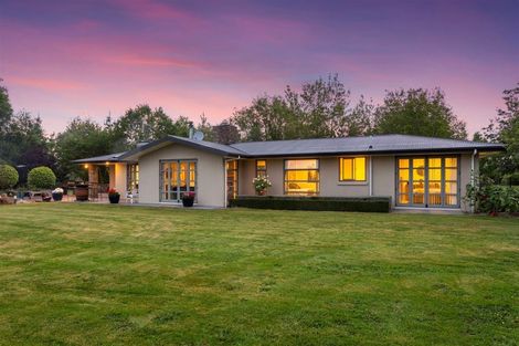 Photo of property in 900 Loburn Whiterock Road, Loburn, Rangiora, 7472