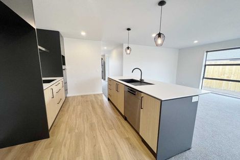 Photo of property in 18 Eileen Way, Rolleston, 7615