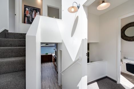 Photo of property in 67 Wynyard Crescent, Fernhill, Queenstown, 9300