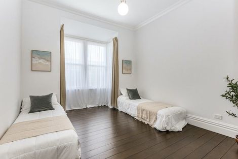 Photo of property in 2 Castlemaine Close, Karori, Wellington, 6012