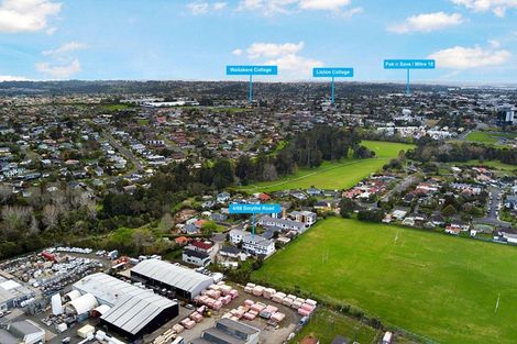 Photo of property in 4/68 Smythe Road, Henderson, Auckland, 0612