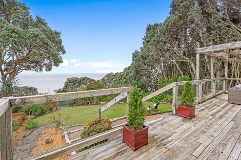 Photo of property in 38 Pacific Parade, Army Bay, Whangaparaoa, 0930