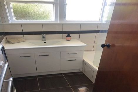 Photo of property in 52 Second Avenue, Avenues, Whangarei, 0110