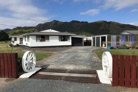 Photo of property in 3512 Mangakahia Road, Pakotai, Whangarei, 0172