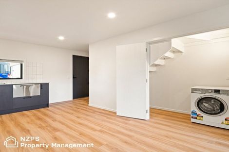 Photo of property in 2 Dallas Lane, Caversham, Dunedin, 9012