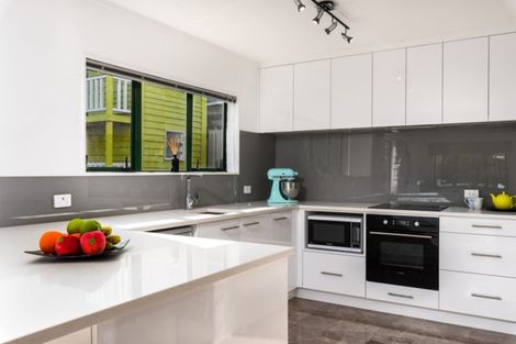 Photo of property in 1/9 Barcroft Place, Clendon Park, Auckland, 2103